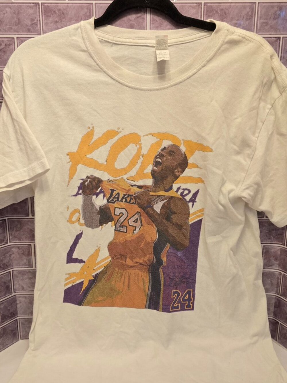 Kobe Bryant Mamba M&O Gold Vintage T-Shirt Size: Medium *Rare*